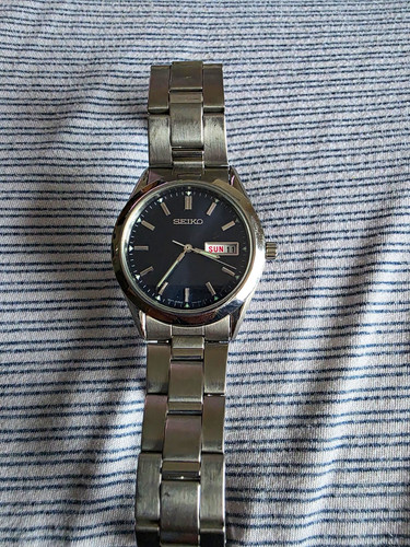 Seiko mens watch day date - 5,