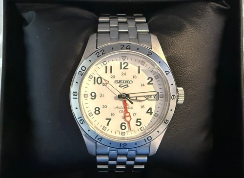 Seiko sports gmt - seiko, 5