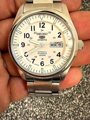 Seiko sports automatic watch - 5,