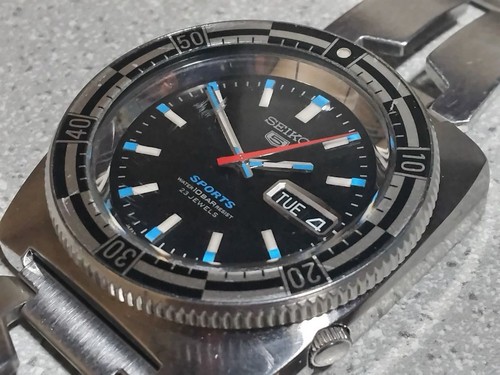 Seiko sports - (7s36, 0070)