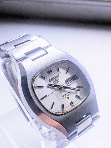 Vintage 1976 seiko - seiko, tv