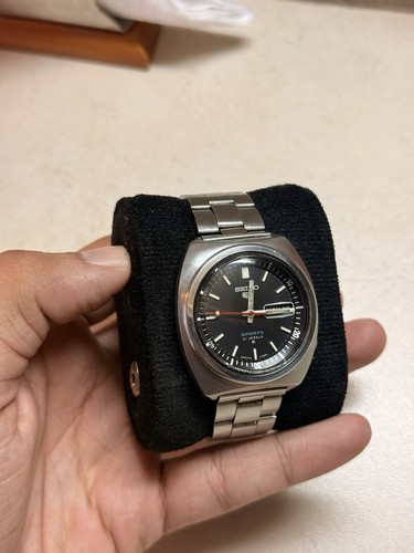 Seiko sports men black - 5,