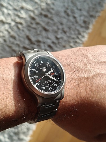 Seiko sports men black - 5,