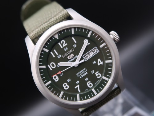 Mint vintage seiko 5 - mint,