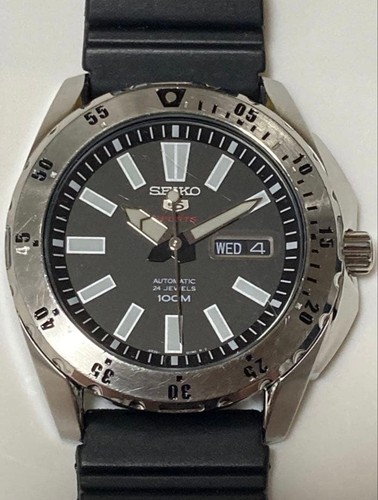 Seiko sports 4r36 - seiko, 5