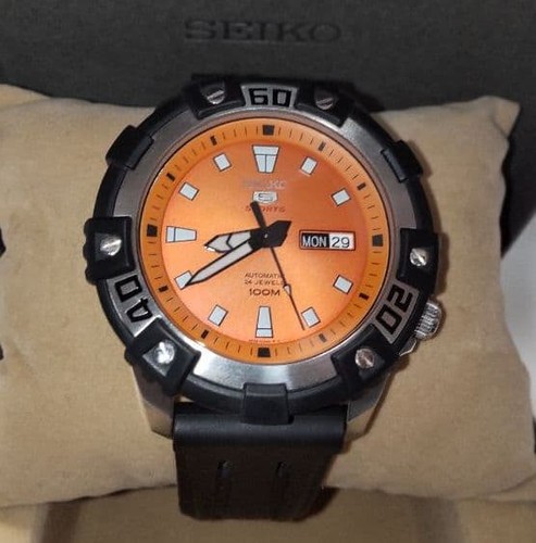 Seiko sports automatic - 5, 100