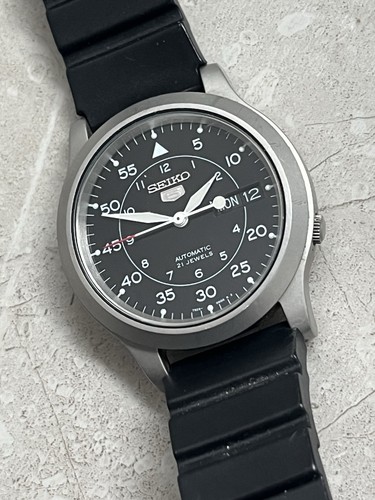 Seiko military automatic 7s26 - military,