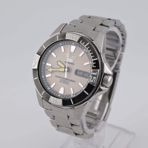 Seiko sports 7s36 02h0 - 7s36-02h0, full