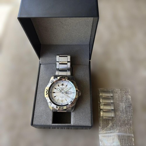 Seiko5 sports snzj03j1 - seiko5,